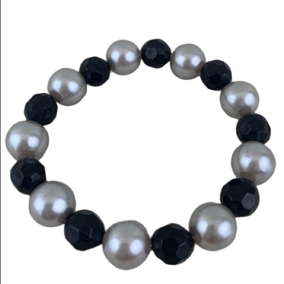 Vintage Jewelry - 👑 VINTAGE STRETCH BRACELET 💯AUTHENTIC